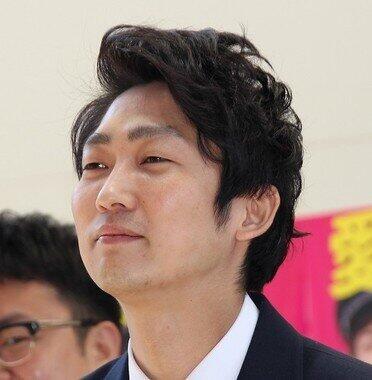 ノンスタ石田のファッションが Miu404伊吹 を意識 と話題 ニコニコニュース ノンスタ石田のファッションが Miu404伊吹 を意識 と話題 ニコニコニュース