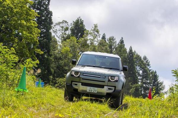 日本カー オブ ザ イヤーで ディフェンダー にトップ配点 レーシングドライバーが 意外な 評価をした理由 ニコニコニュース 日本カー オブ ザ イヤーで ディフェンダー にトップ配点 レーシングドライバーが 意外な 評価をした理由 ニコニコニュース