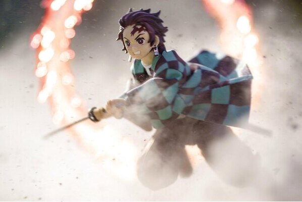 鬼滅 竈門炭治郎のフィギュアが優秀すぎると話題 4コマ作家が語る 可動域のヤバさ ニコニコニュース