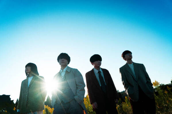 クジラ夜の街 1st Full Album 海と歌詞入り瓶 リリース決定 ニコニコニュース