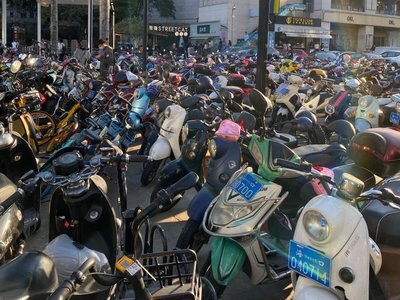 中国は電動バイクだらけ でも日本は自転車だらけ なぜ日本人は電動バイクを買わないのか 中国メディア ニコニコニュース