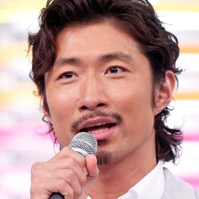 Exile Makidai 息子 ちびダイのdj風ベビーコーデ披露に すでにdj プチョヘンザのポーズしてる ニコニコニュース Exile Makidai 息子 ちびダイのdj風ベビーコーデ披露に すでにdj プチョヘンザのポーズしてる ニコニコニュース