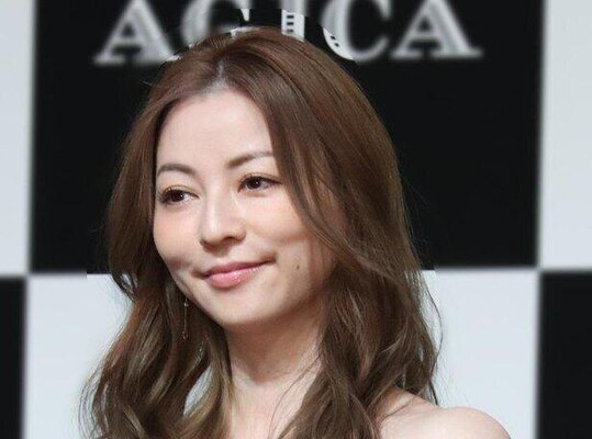 香里奈 幼少期の制服shotに めっちゃ可愛い 子どものときから美しい ニコニコニュース 香里奈 幼少期の制服shotに めっちゃ可愛い 子どものときから美しい ニコニコニュース
