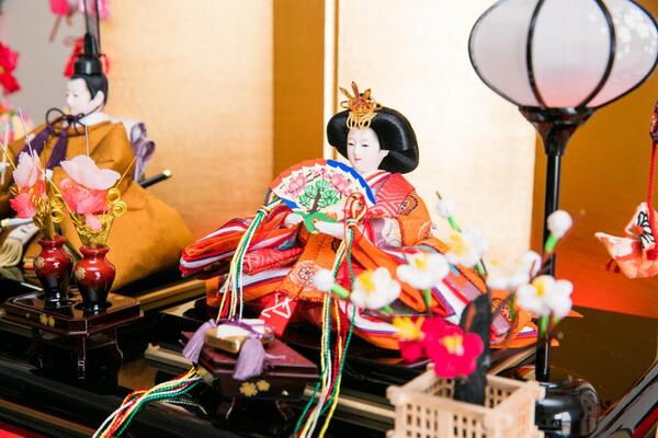 ひな祭り お内裏様とおひな様 は間違い 意外と知らないことまとめ ニコニコニュース ひな祭り お内裏様とおひな様 は間違い 意外と知らないことまとめ ニコニコニュース