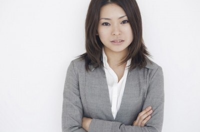 心理的防衛 相手の腕組みの仕方で 見抜く心理テク5カ条 腕組みは 拒絶反応 の表れ ニコニコニュース 心理的防衛 相手の腕組みの仕方で 見抜く心理テク5カ条 腕組みは 拒絶反応 の表れ ニコニコニュース
