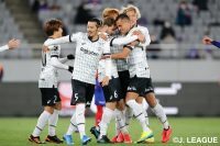 神戸が劇的勝利 一時2点差追い付かれるも 郷家友太の決勝弾でfc東京下す ニコニコニュース 神戸が劇的勝利 一時2点差追い付かれるも 郷家友太の決勝弾でfc東京下す ニコニコニュース