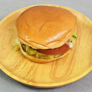 モス定番の春限定メニューが進化 コーンソースがこうばしい クリームチーズベジ 北海道産コーンのソース ニコニコニュース