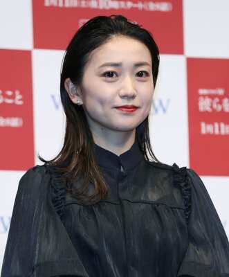 大人の色気が 大島優子 美脚 チラリなミニスカショットにほれてまう人続出 ニコニコニュース