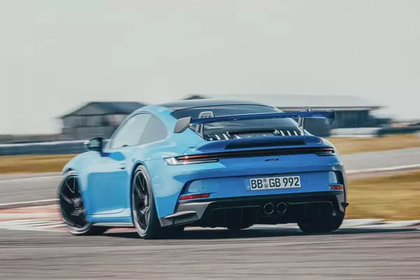 新次元の992型gt3 ポルシェ911 Gt3へ試乗 510ps Fサスはダブルウイッシュボーン 後編 ニコニコニュース 新次元の992型gt3 ポルシェ911 Gt3へ試乗 510ps Fサスはダブルウイッシュボーン 後編 ニコニコニュース