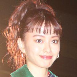 山本舞香 伊藤健太郎7億9000万円 Cm見送り でも別れないド根性 ニコニコニュース