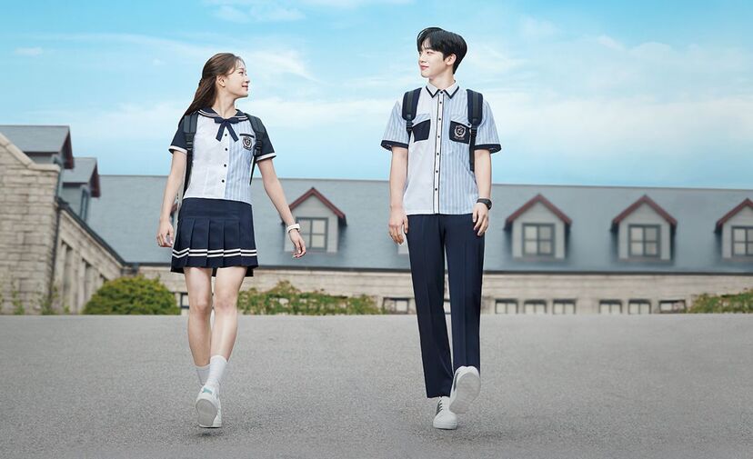 スカート丈は短めでボディラインを強調 今どきの韓国制服事情 ニコニコニュース