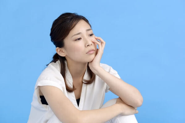 努力は報われる 年収100万円の40代クリエイター女性 環境に恵まれて成功している人と 世の中が憎い ニコニコニュース 努力は報われる 年収100万円の40代クリエイター女性 環境に恵まれて成功している人と 世の中が憎い ニコニコニュース