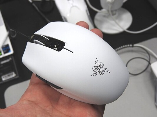 単3も単4も使える軽量ワイヤレスゲーミングマウスがrazerから発売 ニコニコニュース 単3も単4も使える軽量ワイヤレスゲーミングマウスがrazerから発売 ニコニコニュース