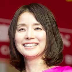 石田ゆり子 こじらせ界の女王 の声まであがった気になるインスタコメント ニコニコニュース