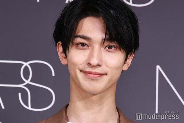横浜流星 着飾る恋 車キスの裏側明かす 耳が赤かった理由は ニコニコニュース 横浜流星 着飾る恋 車キスの裏側明かす 耳が赤かった理由は ニコニコニュース