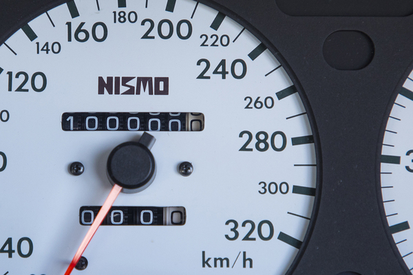 車検はok そもそも違反じゃないの スピードリミッター を解除する意味と仕組みとは ニコニコニュース 車検はok そもそも違反じゃないの スピードリミッター を解除する意味と仕組みとは ニコニコニュース