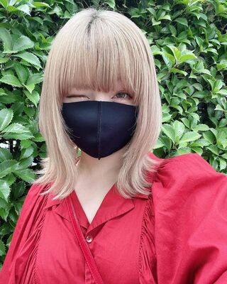 きゃりーぱみゅぱみゅ 金髪のマッシュボブ姿を披露 薔薇の様に綺麗です ワールドワイドな可愛さ と絶賛の声 ニコニコニュース きゃりーぱみゅぱみゅ 金髪のマッシュボブ姿を披露 薔薇の様に綺麗です ワールドワイドな可愛さ と絶賛の声 ニコニコニュース