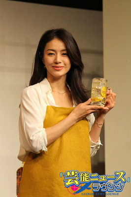 角ハイボール 女優 角ハイボール 女優