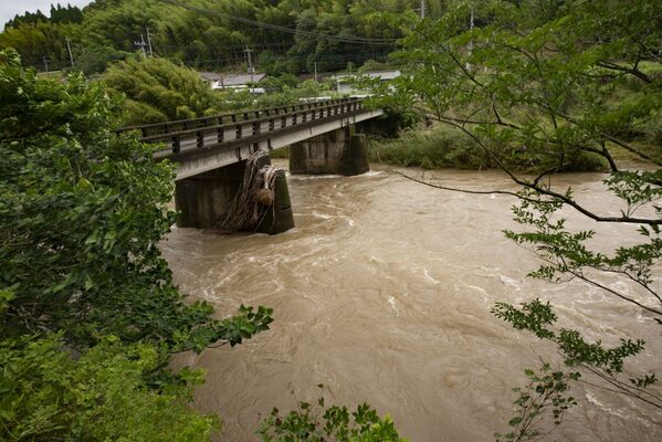 熱海の土砂崩れの映像 想像以上に恐ろしいと話題に ニコニコニュース