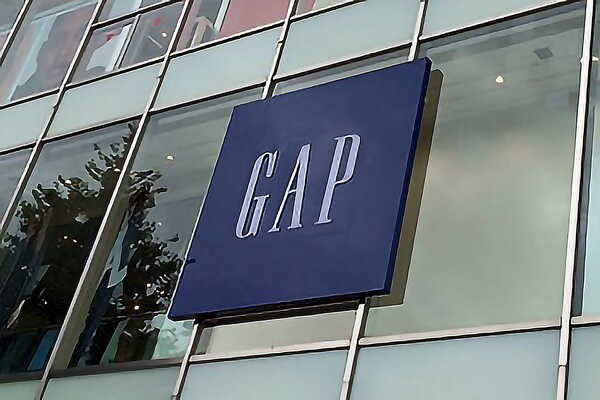 Gapイギリスの全81店舗が閉店へ オンライン販売一本化で失われる繁華街の活気 ニコニコニュース
