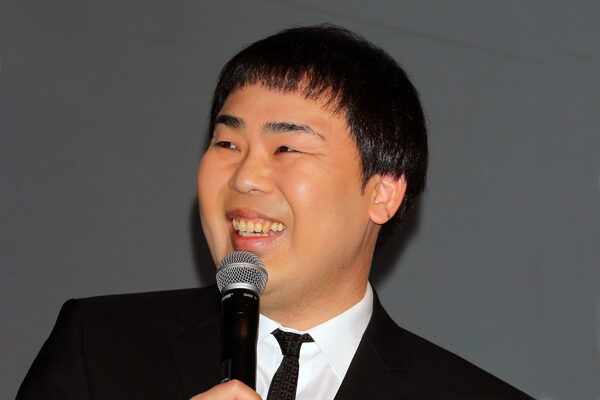 岩尾望 好きな子のイスに頭乗せた小学生時代を告白 もっと近くに感じたいというか ニコニコニュース 岩尾望 好きな子のイスに頭乗せた小学生時代を告白 もっと近くに感じたいというか ニコニコニュース