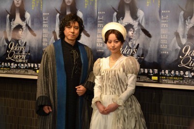 堀北真希主演舞台 9days Queen 九日間の女王 が赤坂actシアターで開演 ニコニコニュース