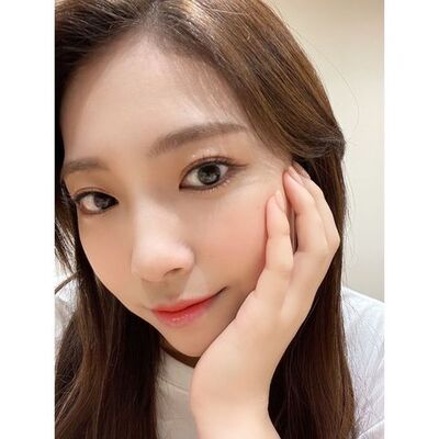 Niziu マユカの透明感あふれる ドアップショット に 可愛いイケメン まゆかしか勝たん と絶賛の声 ニコニコニュース