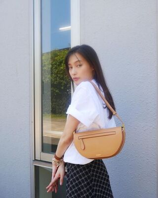 大政絢の大人の魅力溢れる私服ショットに 最強に美しい 女神さま と称賛 ニコニコニュース 大政絢の大人の魅力溢れる私服ショットに 最強に美しい 女神さま と称賛 ニコニコニュース