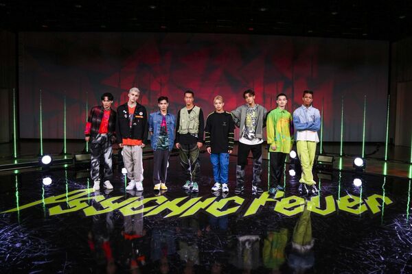 Psychic Fever デビュー前に公式youtubeアカウント登録者数100万人を目指すと決意表明 ニコニコニュース